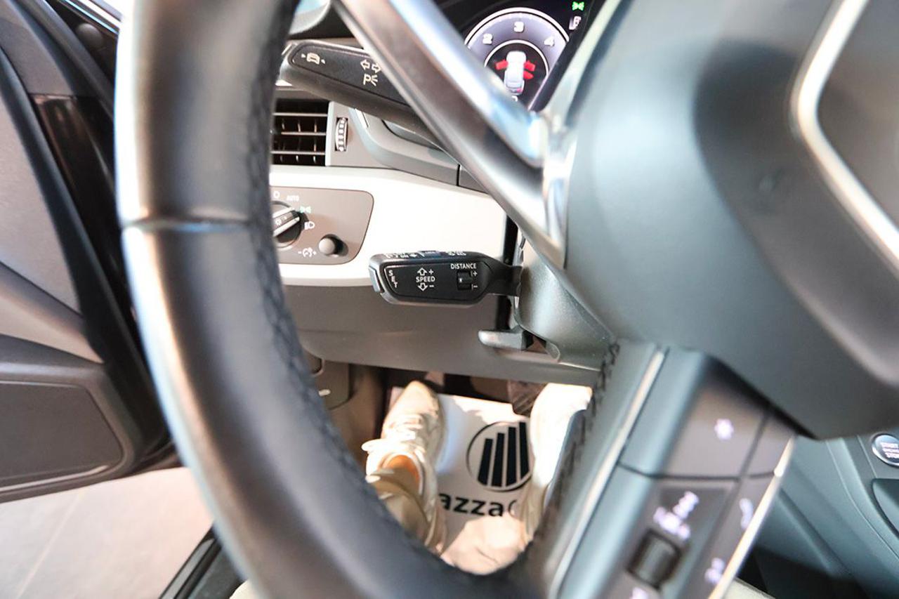AUDI A4 35 TDI Avant S-Tronic Business Advanced - 23