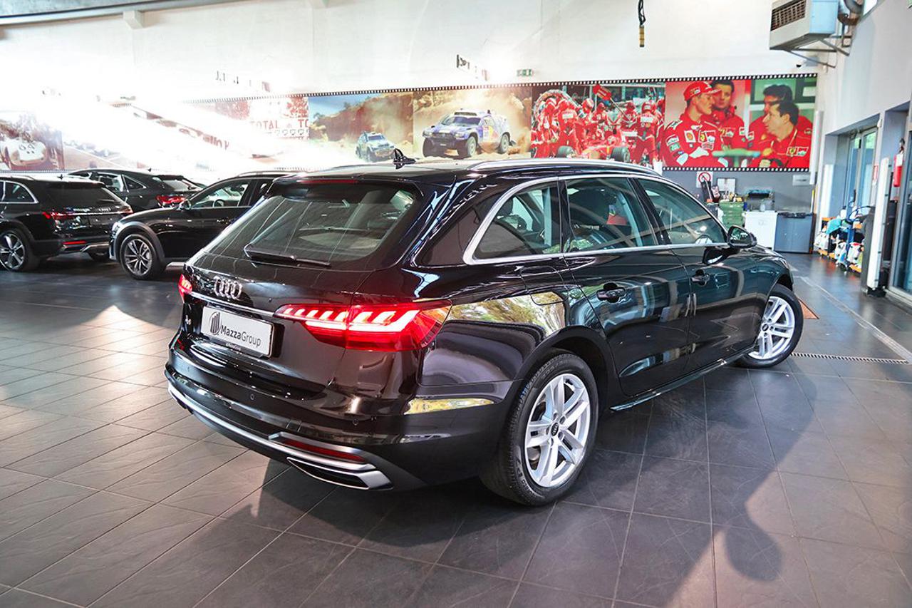 AUDI A4 35 TDI Avant S-Tronic Business Advanced - 9
