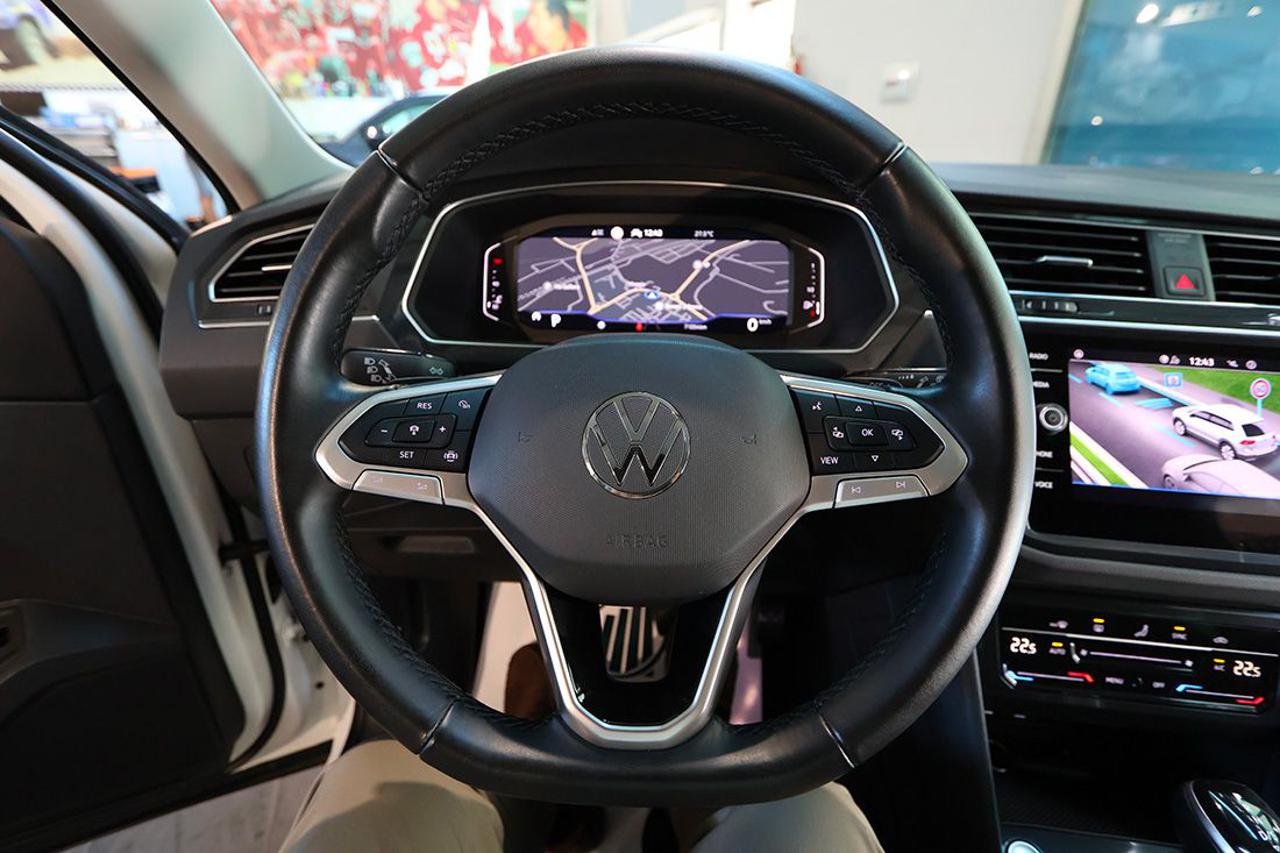 VOLKSWAGEN Tiguan 2.0 TDI 150cv SCR DSG Elegance - 21