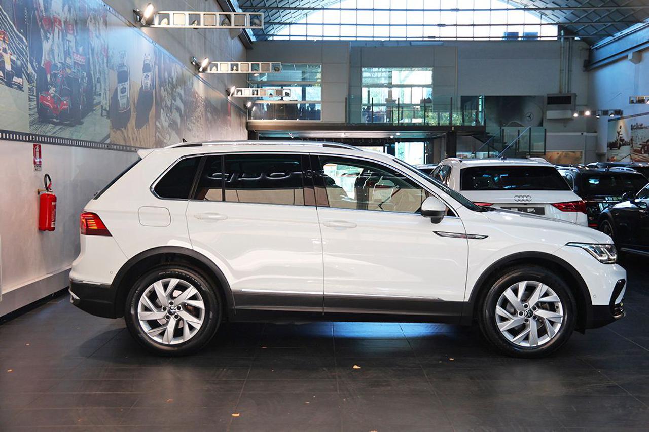VOLKSWAGEN Tiguan 2.0 TDI 150cv SCR DSG Elegance - 2