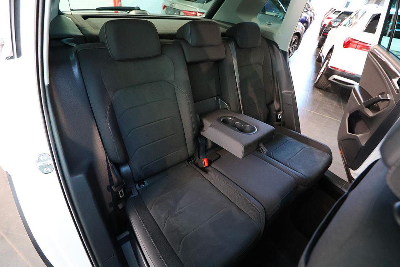 VOLKSWAGEN Tiguan 2.0 TDI 150cv SCR DSG Elegance - 20