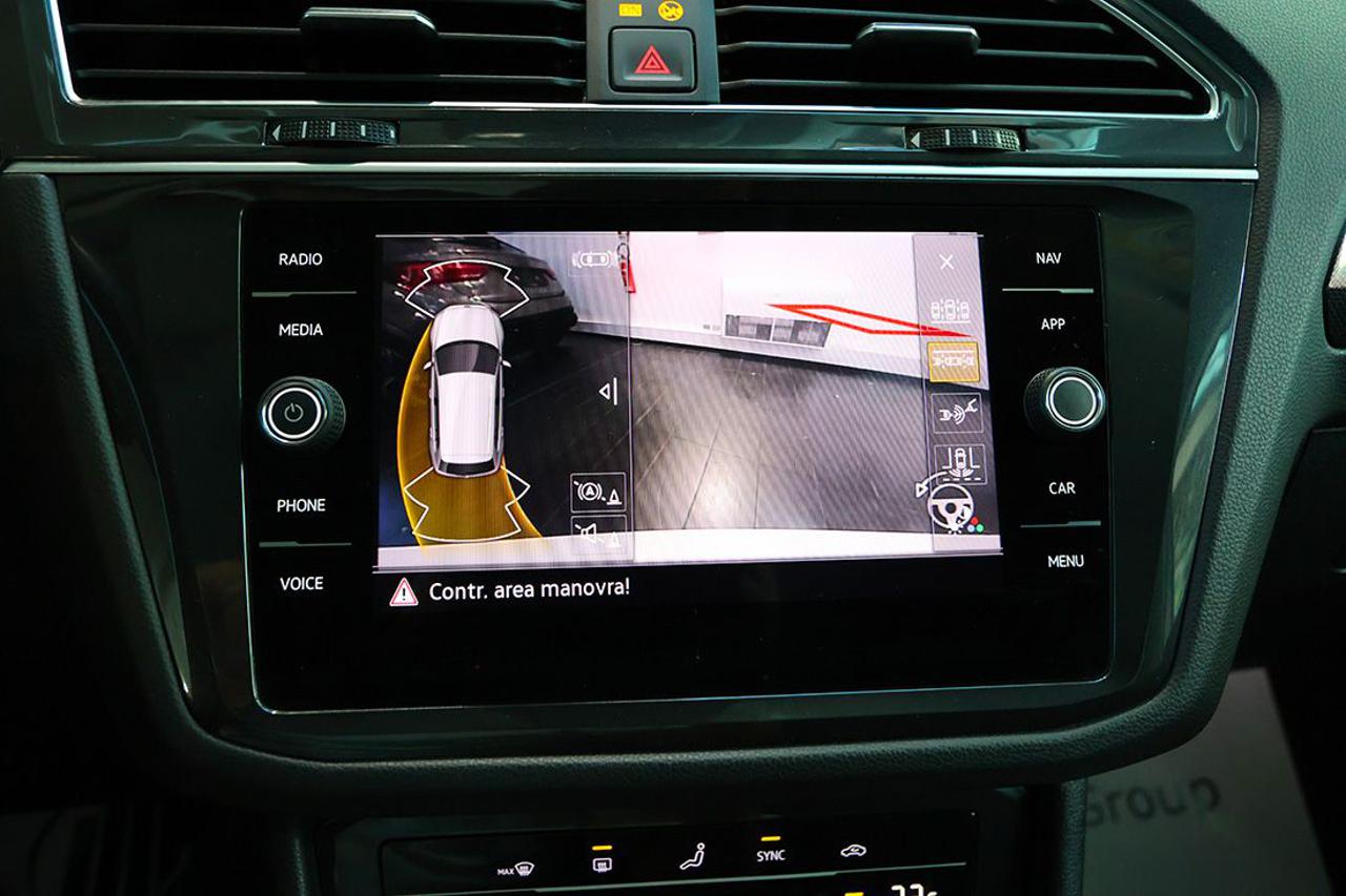 VOLKSWAGEN Tiguan 2.0 TDI 150cv SCR DSG Elegance - 25