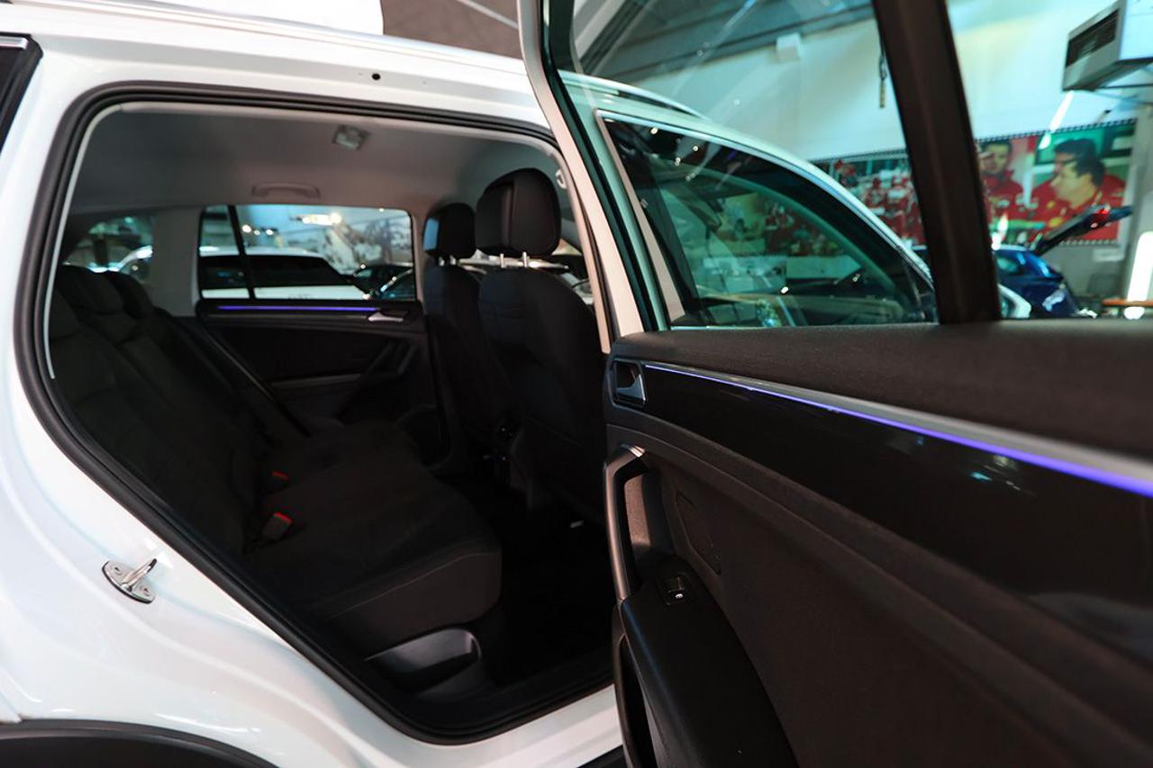 VOLKSWAGEN Tiguan 2.0 TDI 150cv SCR DSG Elegance - 39