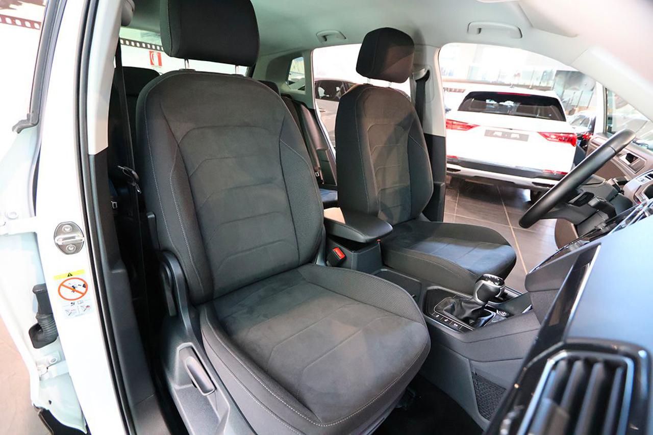 VOLKSWAGEN Tiguan 2.0 TDI 150cv SCR DSG Elegance - 17