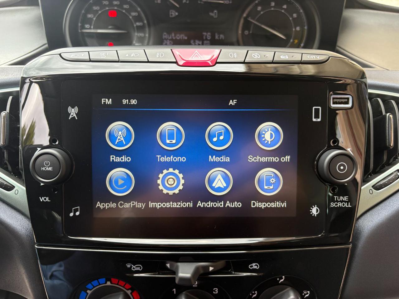 LANCIA Ypsilon 1.0 FireFly 5 porte S&S Hybrid Gold 5 posti. - 24
