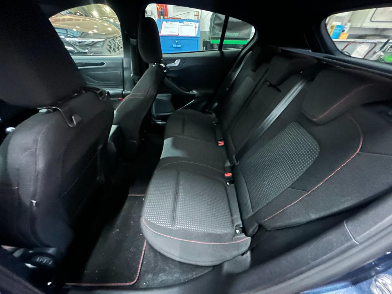 FORD Focus 1.0 EcoBoost Hybrid 125 CV 5p. ST-Line 5 ANNI GAR. - 26