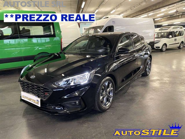 FORD Focus Nero metallizzato