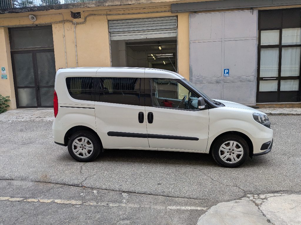 FIAT Doblo 1.6 MJT 105CV S&S PC Combi N1 Lounge 5 POSTI - 5