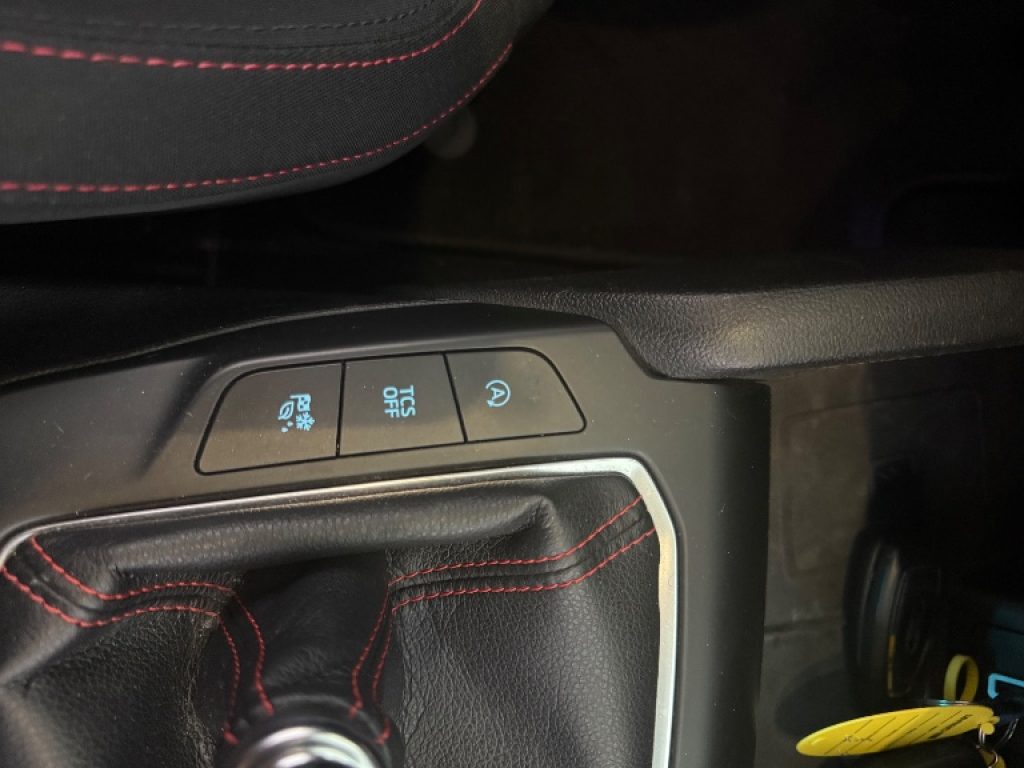 FORD Focus 1.0 EcoBoost 125 CV SW ST-Line - 17