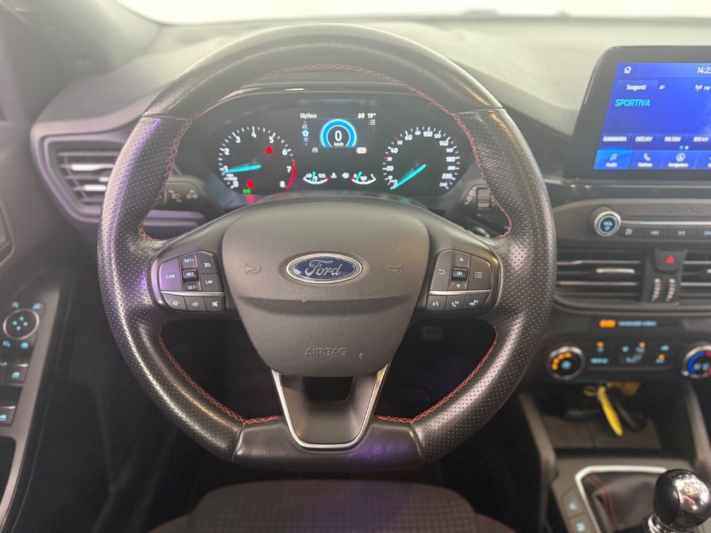 FORD Focus 1.0 EcoBoost 125 CV SW ST-Line - 15