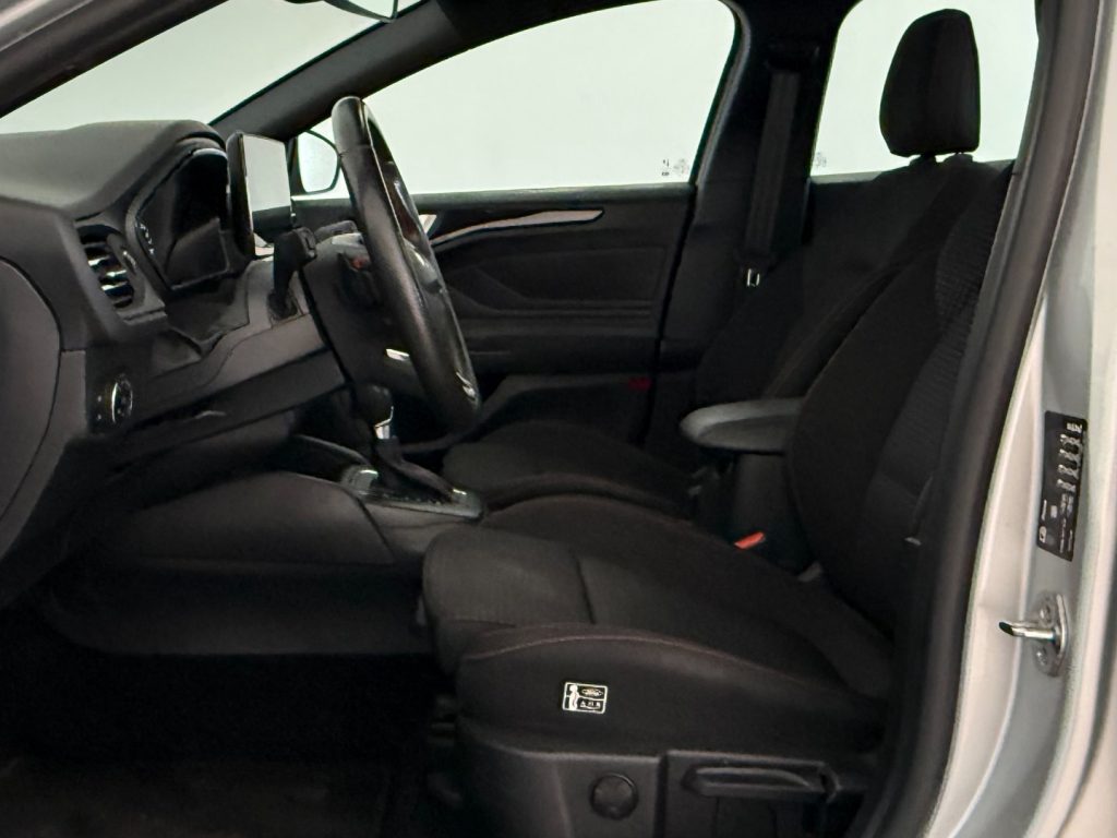 FORD Focus 1.0 EcoBoost Hybrid 155 CV Powershift SW ST-Line X - 22