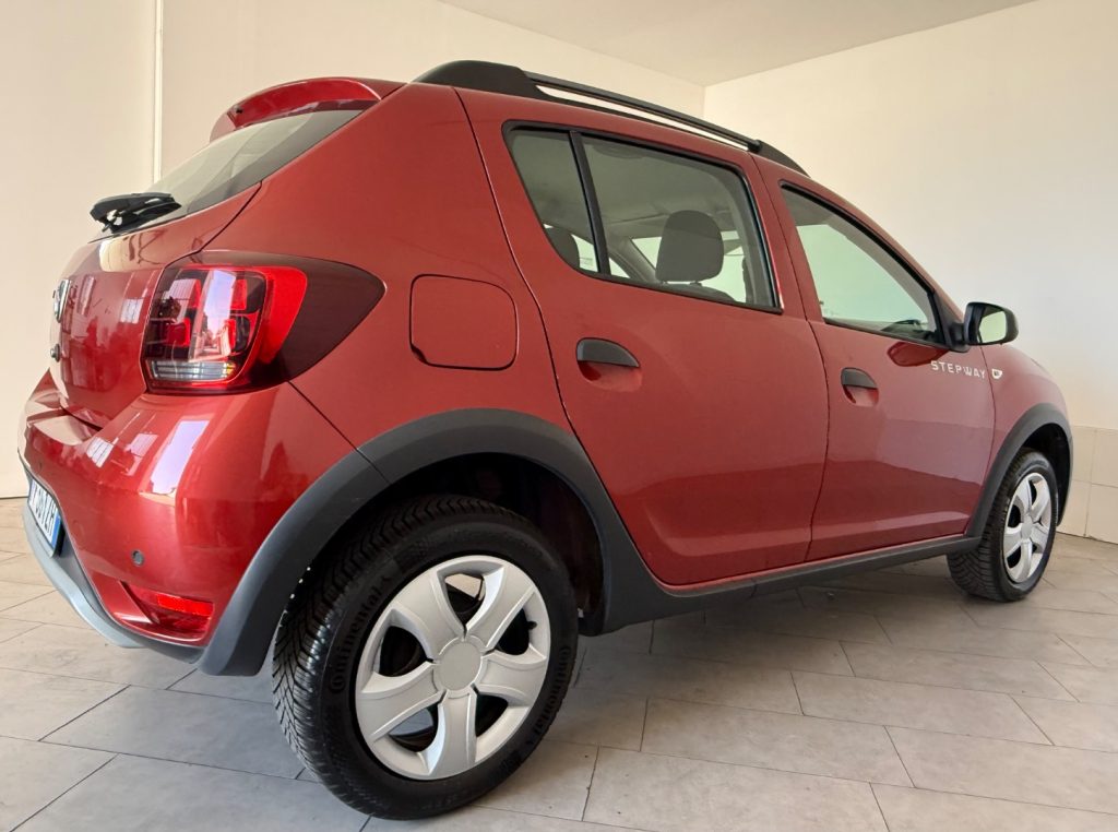 DACIA Sandero Stepway 1.5 dCi 8V 90CV Start&Stop - 6