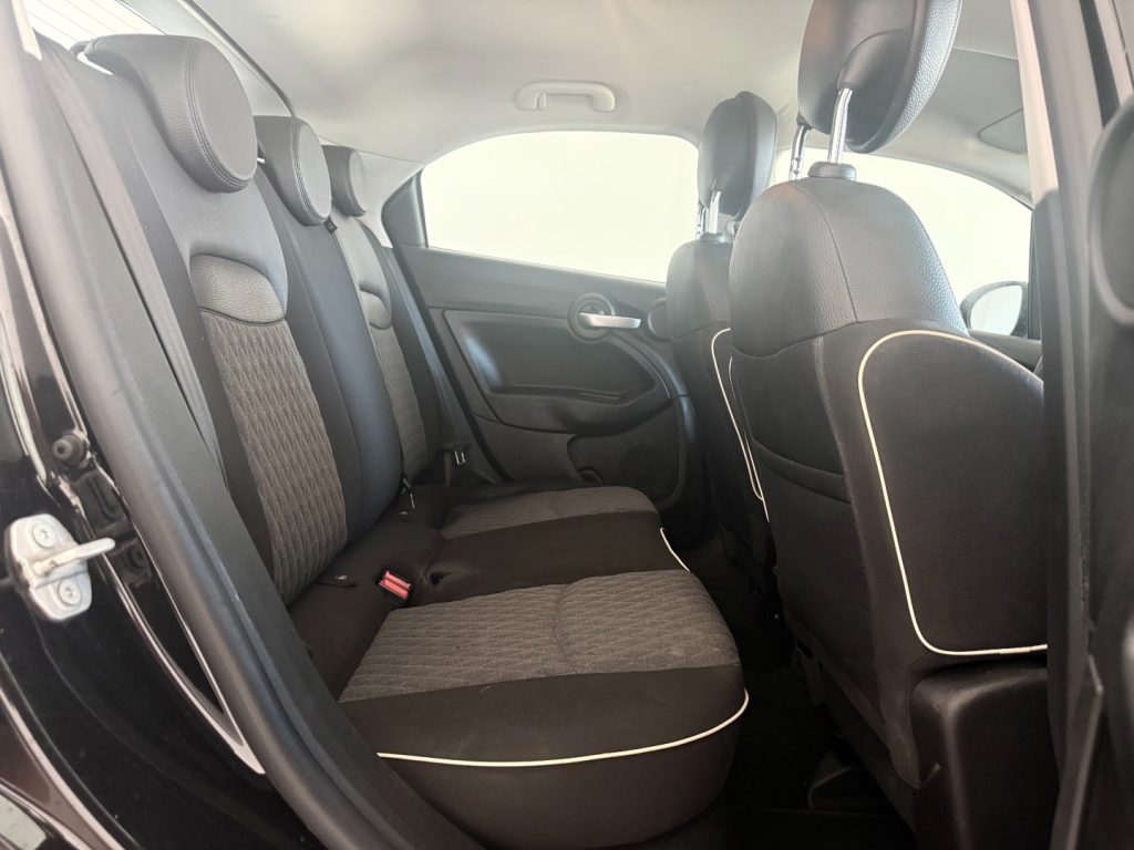 FIAT 500X 1.3 MultiJet 95 CV Mirror - 23
