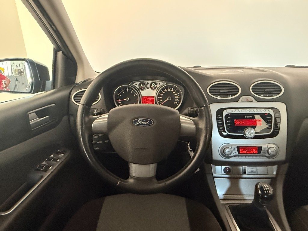 FORD Focus 1.6 (115CV) SW Bz.- GPL Ikon - 9