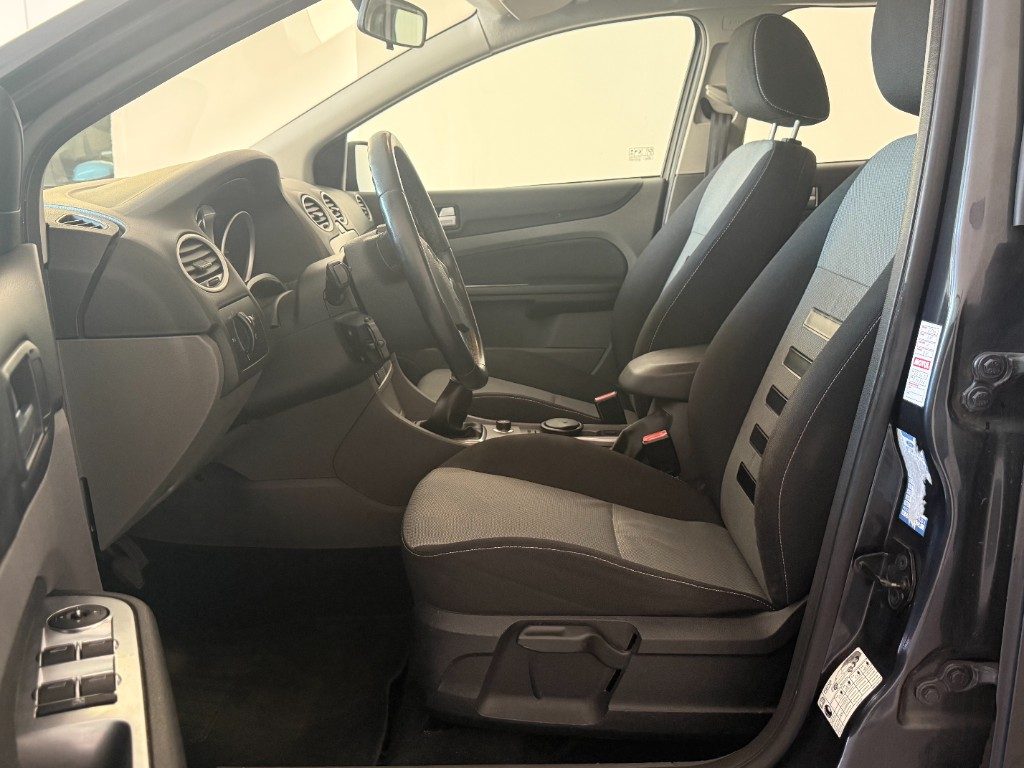 FORD Focus 1.6 (115CV) SW Bz.- GPL Ikon - 20