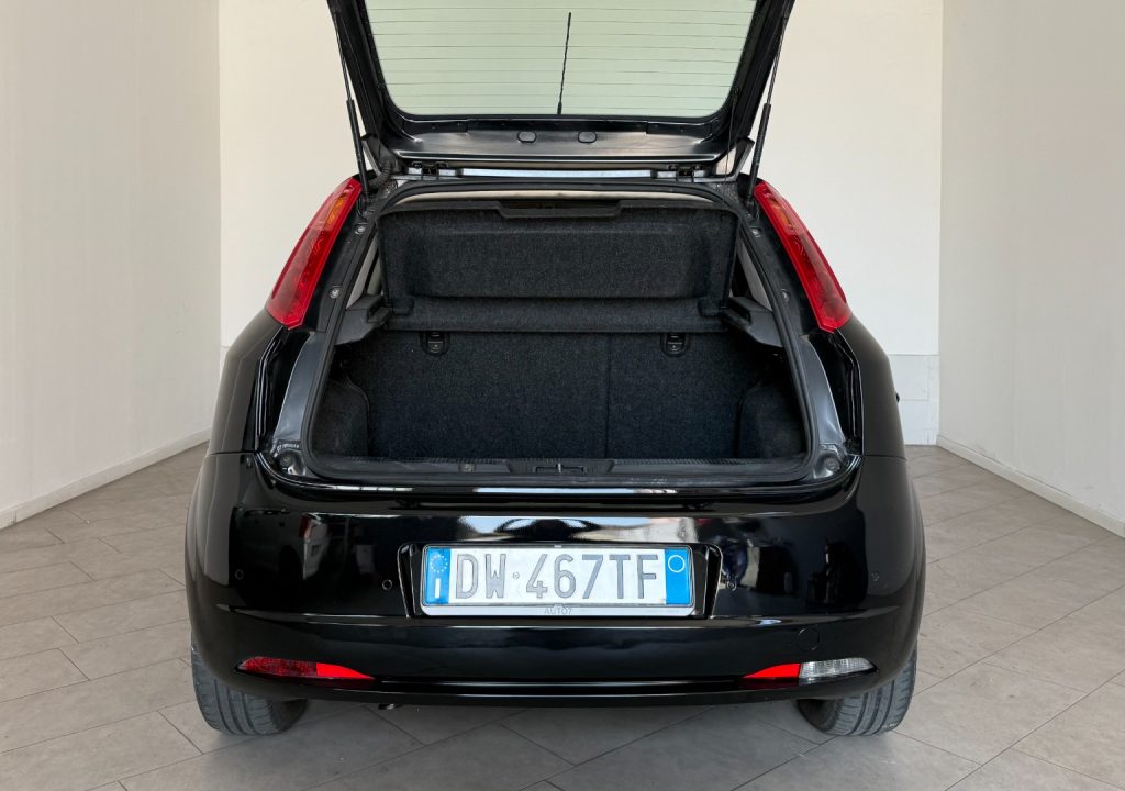 FIAT Grande Punto 1.4 GPL 5 porte Dynamic - 11