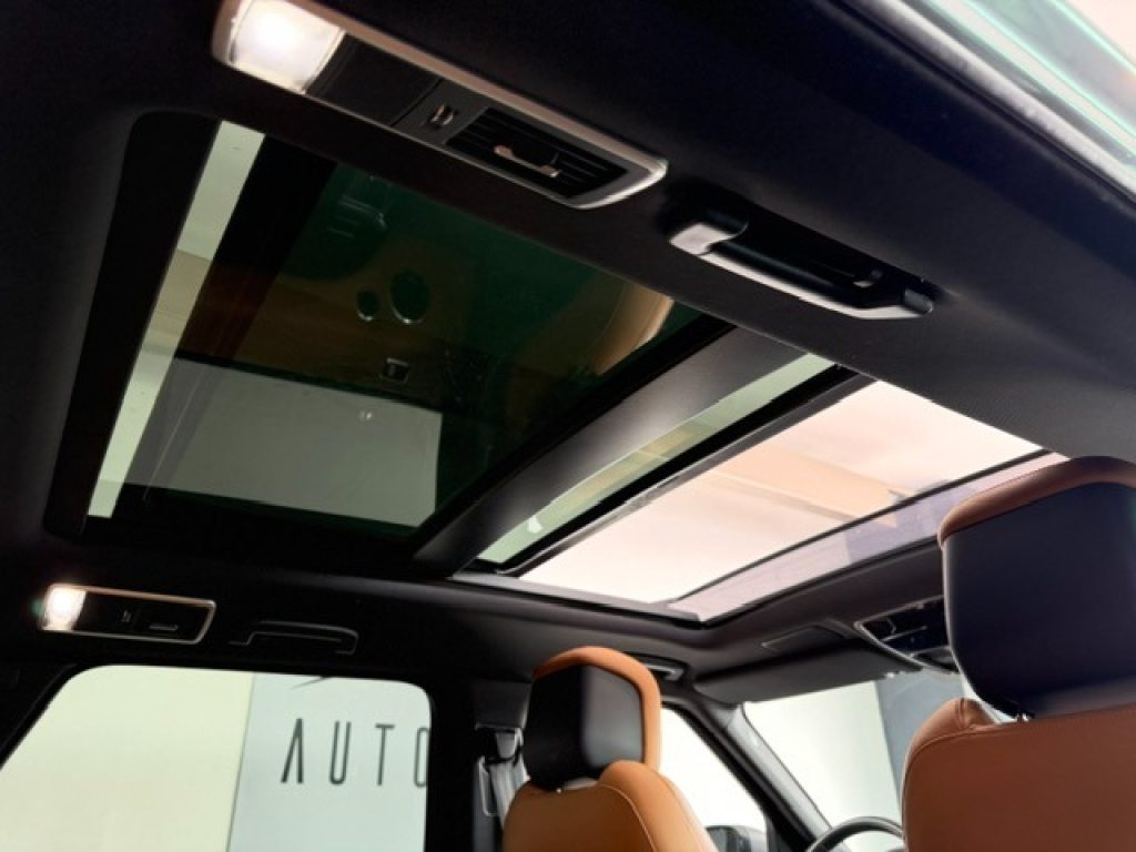 Clicca per ingrandire Range Rover Sport - 2.0 Si4 PHEV HSE Dynamic 404CV PIXEL/TETTO