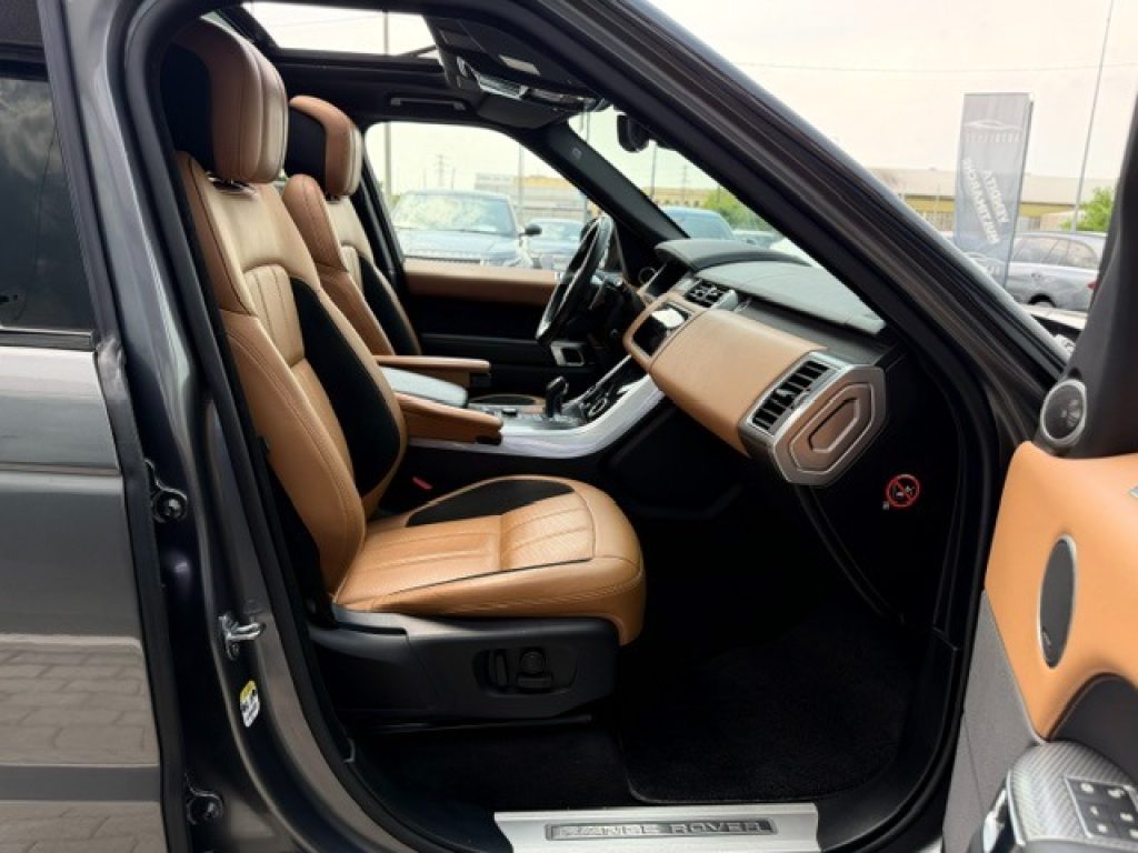 Clicca per ingrandire Range Rover Sport - 2.0 Si4 PHEV HSE Dynamic 404CV PIXEL/TETTO