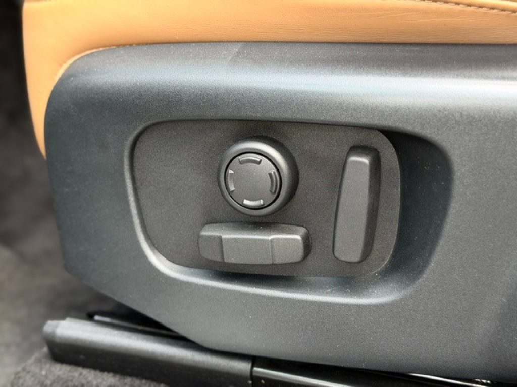 Clicca per ingrandire Range Rover Sport - 2.0 Si4 PHEV HSE Dynamic 404CV PIXEL/TETTO