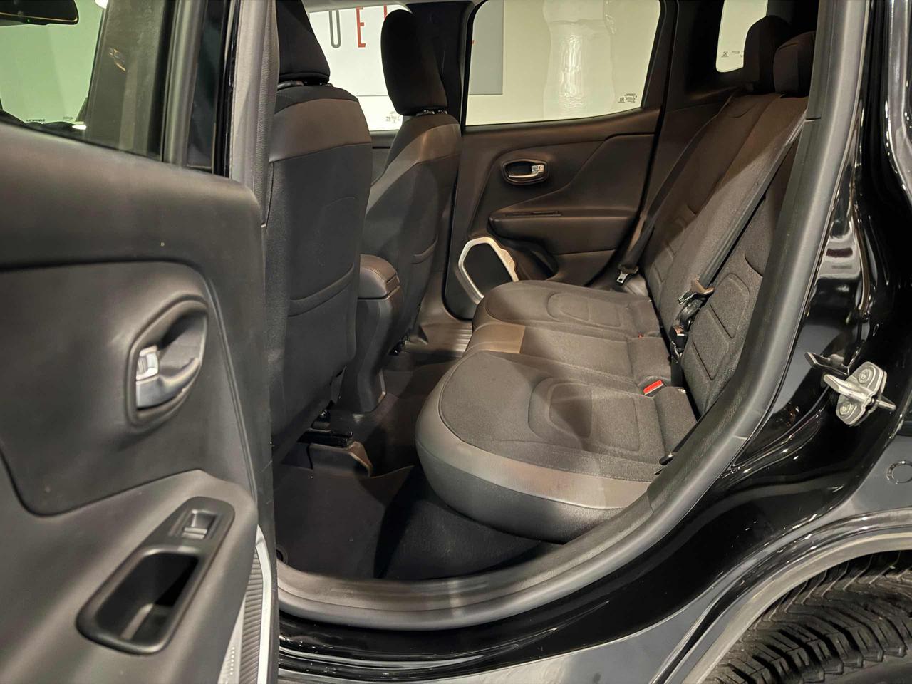 Clicca per ingrandire Renegade - 2.0 Mjt 140CV 4WD Active Drive Low Limited
