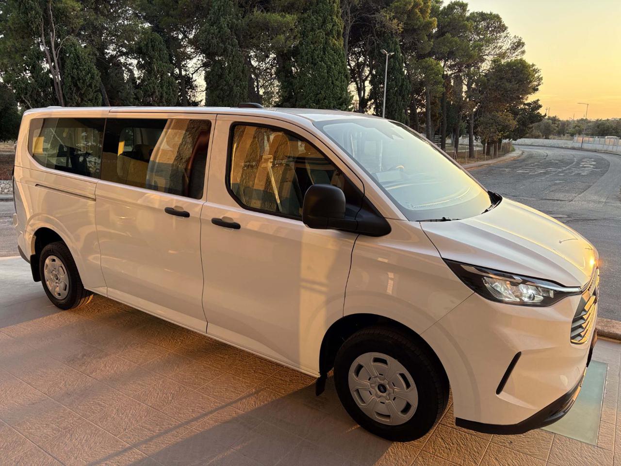 FORD Transit Custom 2.0 EcoBlue 136CV PL Combi Trend 9 POSTI - 3