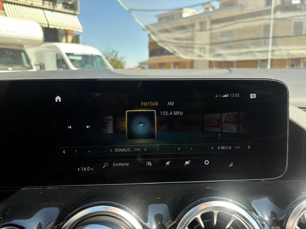 MERCEDES-BENZ B 180 AMG Line*TETTO APRIBILE*SEDILI ANT RISCALDABILI - 21