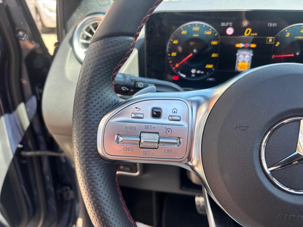 MERCEDES-BENZ B 180 AMG Line*TETTO APRIBILE*SEDILI ANT RISCALDABILI - 16