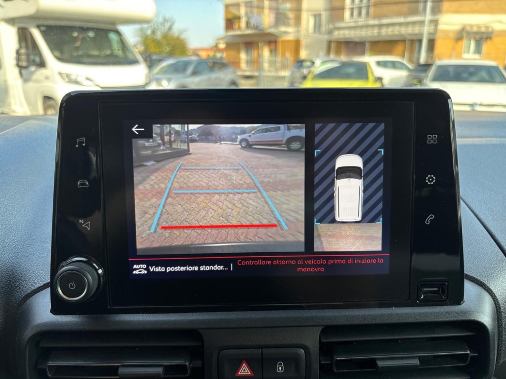 CITROEN Berlingo 1.5 blue-HDI Shine M *RETROCAMERA*NAVI - 18