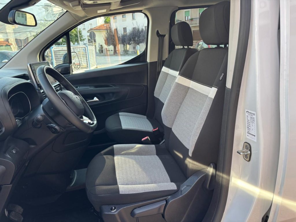 CITROEN Berlingo 1.5 blue-HDI Shine M *RETROCAMERA*NAVI - 12
