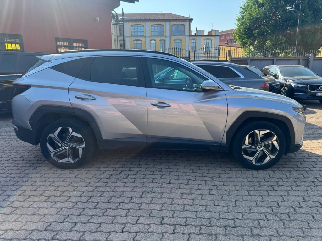 HYUNDAI Tucson 1.6 HEV aut. 230CV XLine - 3