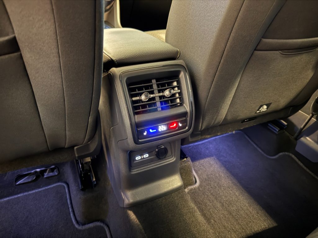 SKODA Kodiaq 2.0 TDI DSG 7P Executive DCC Navi LED ACC - 10
