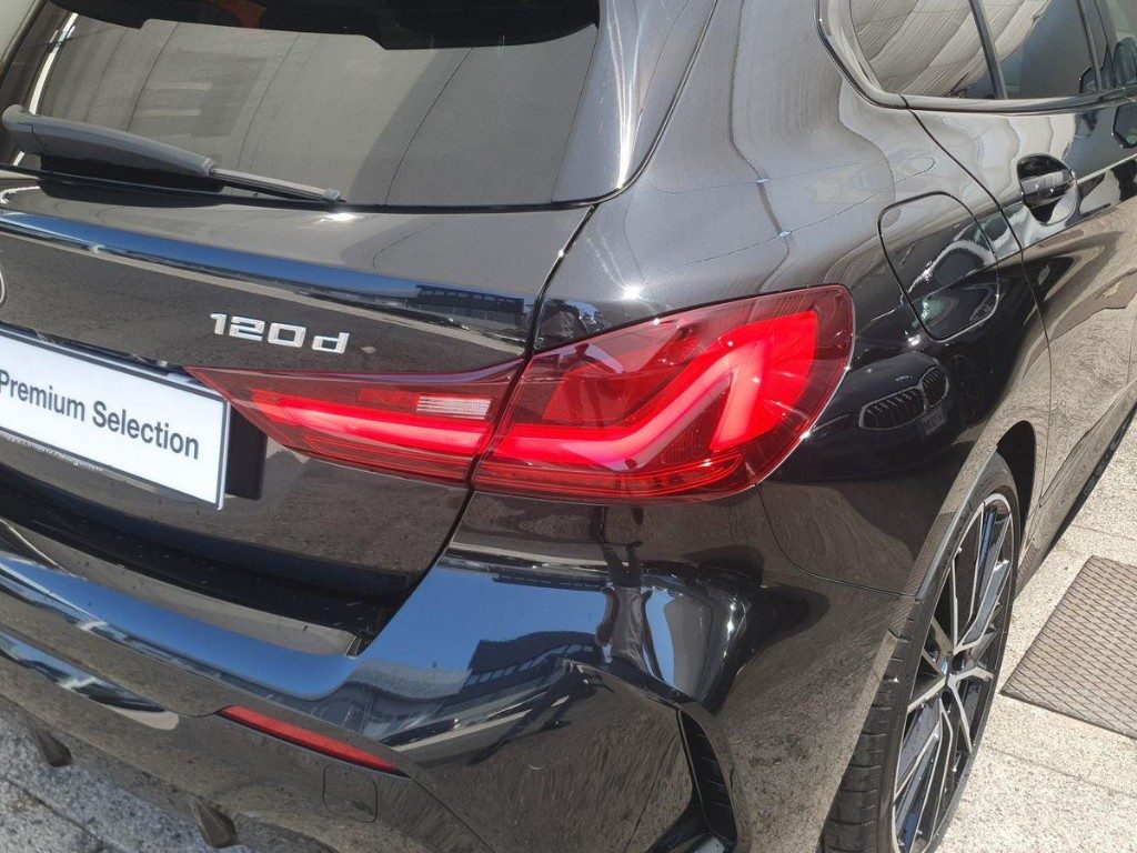 BMW 120 d xDrive 5p. Msport Aut. - 7