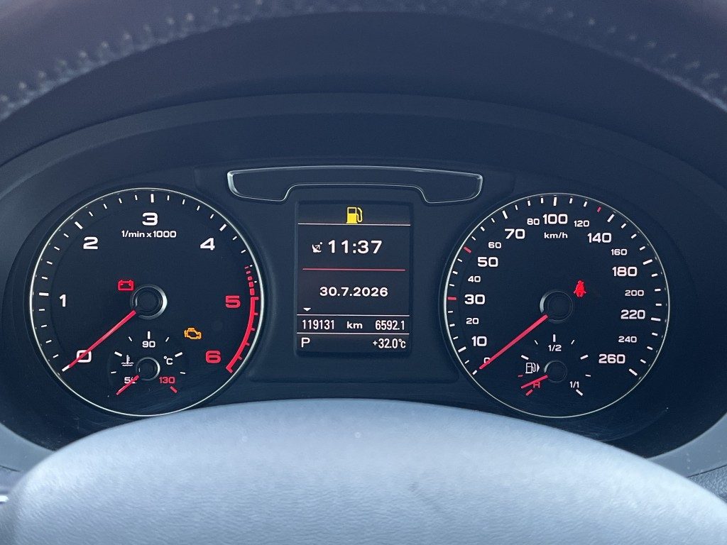 AUDI Q3 2.0TDI 150 CV quattro - 12