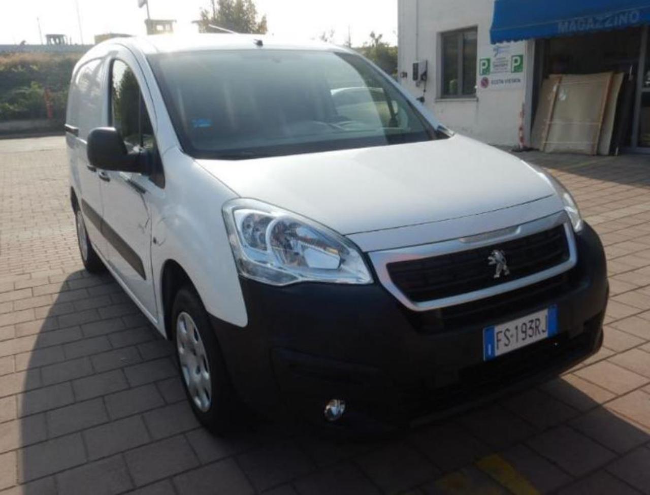 PEUGEOT Partner Full Electric L1 Furgone Premium - 3