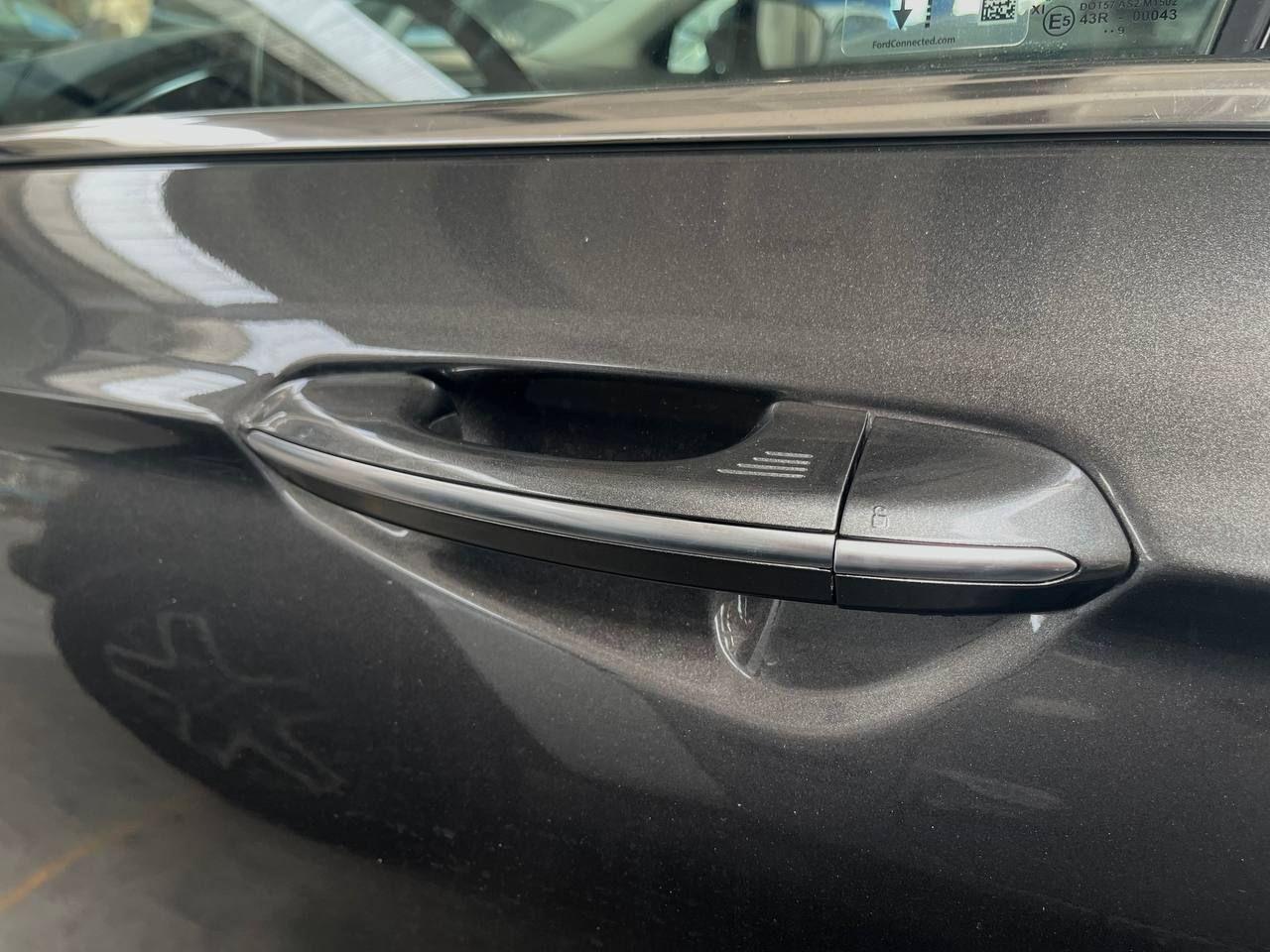 FORD Mondeo Full Hybrid 2.0 187 CV eCVT SW Vignale - 35
