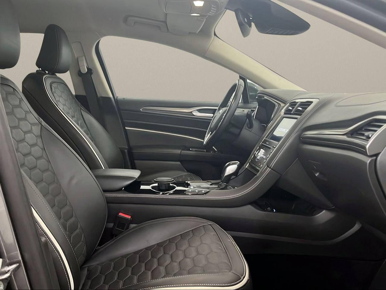 FORD Mondeo Full Hybrid 2.0 187 CV eCVT SW Vignale - 11