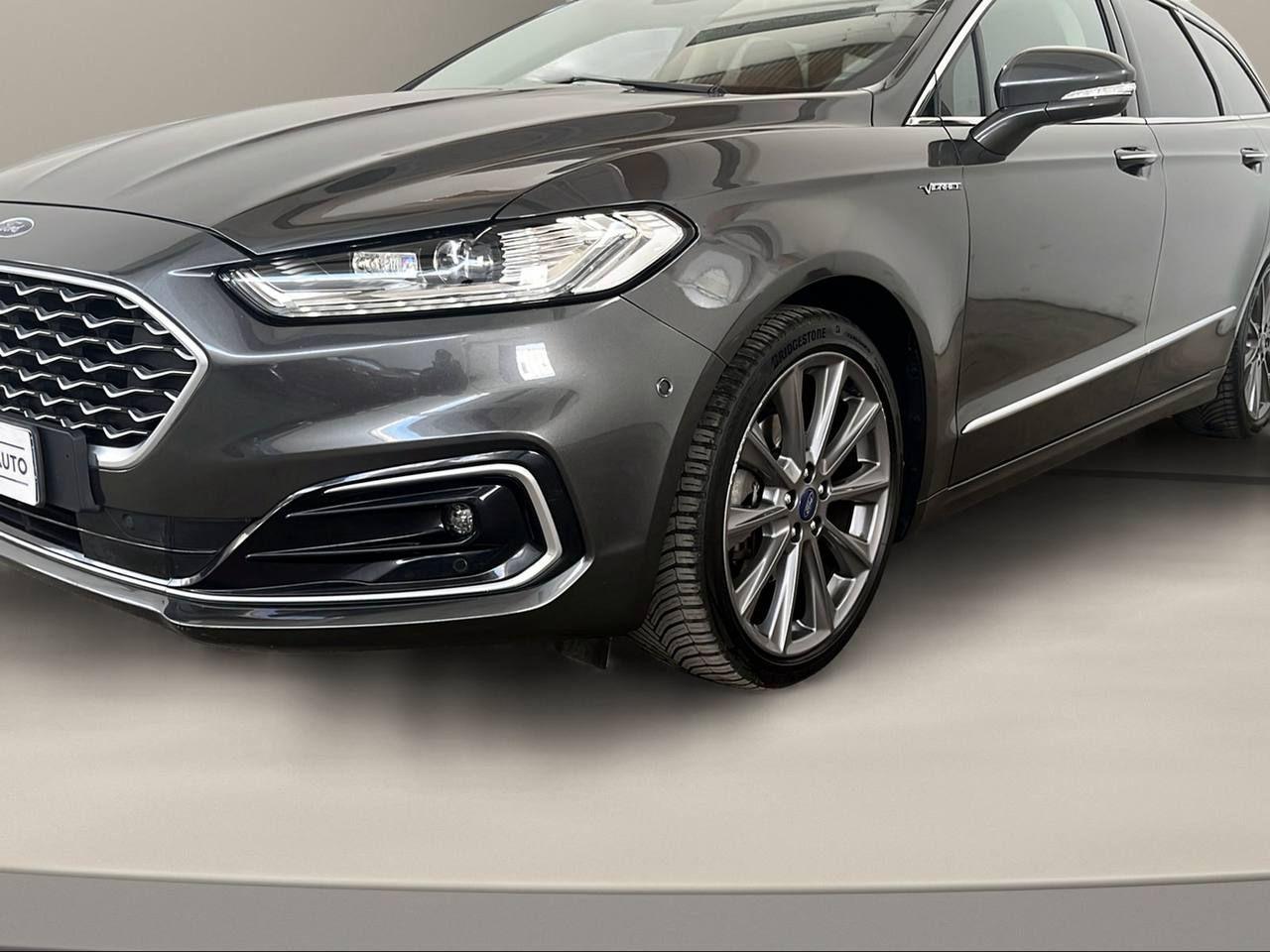 FORD Mondeo Full Hybrid 2.0 187 CV eCVT SW Vignale - 29