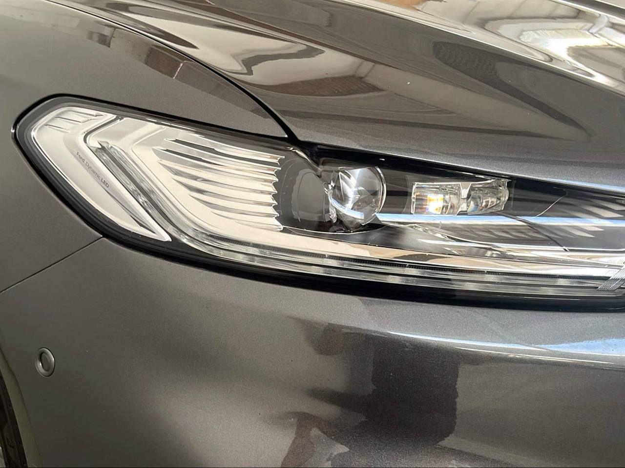 FORD Mondeo Full Hybrid 2.0 187 CV eCVT SW Vignale - 31
