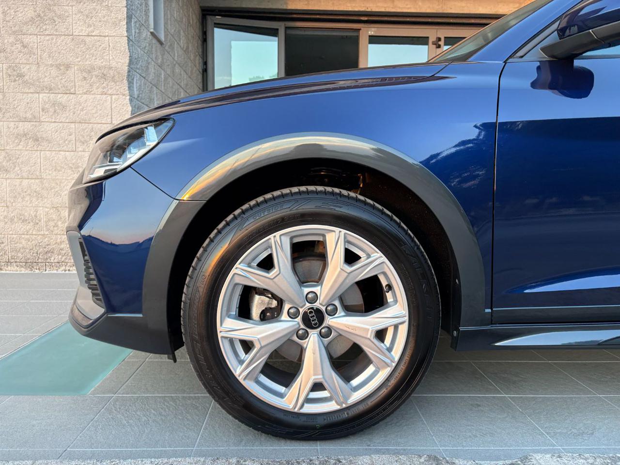 AUDI A1 allstreet 30 TFSI S tronic Business - 35