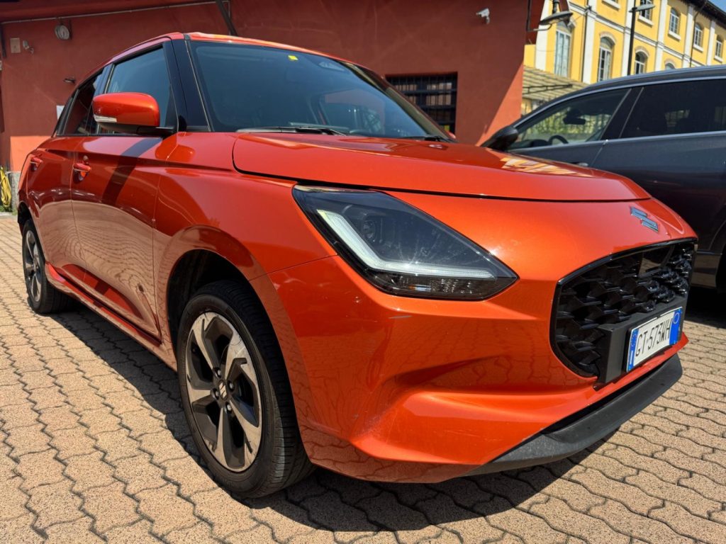 SUZUKI Swift 1.2 Hybrid 4WD AllGrip Top - 2