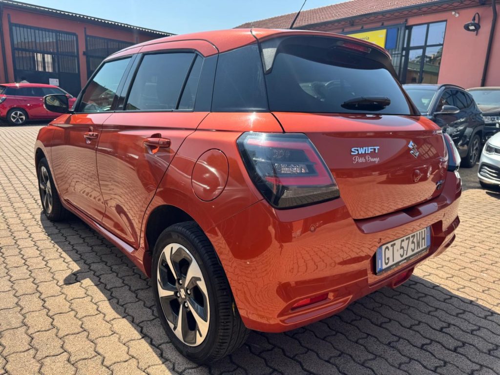 SUZUKI Swift 1.2 Hybrid 4WD AllGrip Top - 5