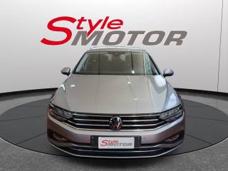 VOLKSWAGEN Passat Variant 2.0 TDI SCR EVO DSG Business usata - Style Motor Fano
