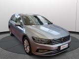 Volkswagen Passat Variant 2.0 Tdi Scr Evo Dsg Business usata — vista posteriore (3/35)