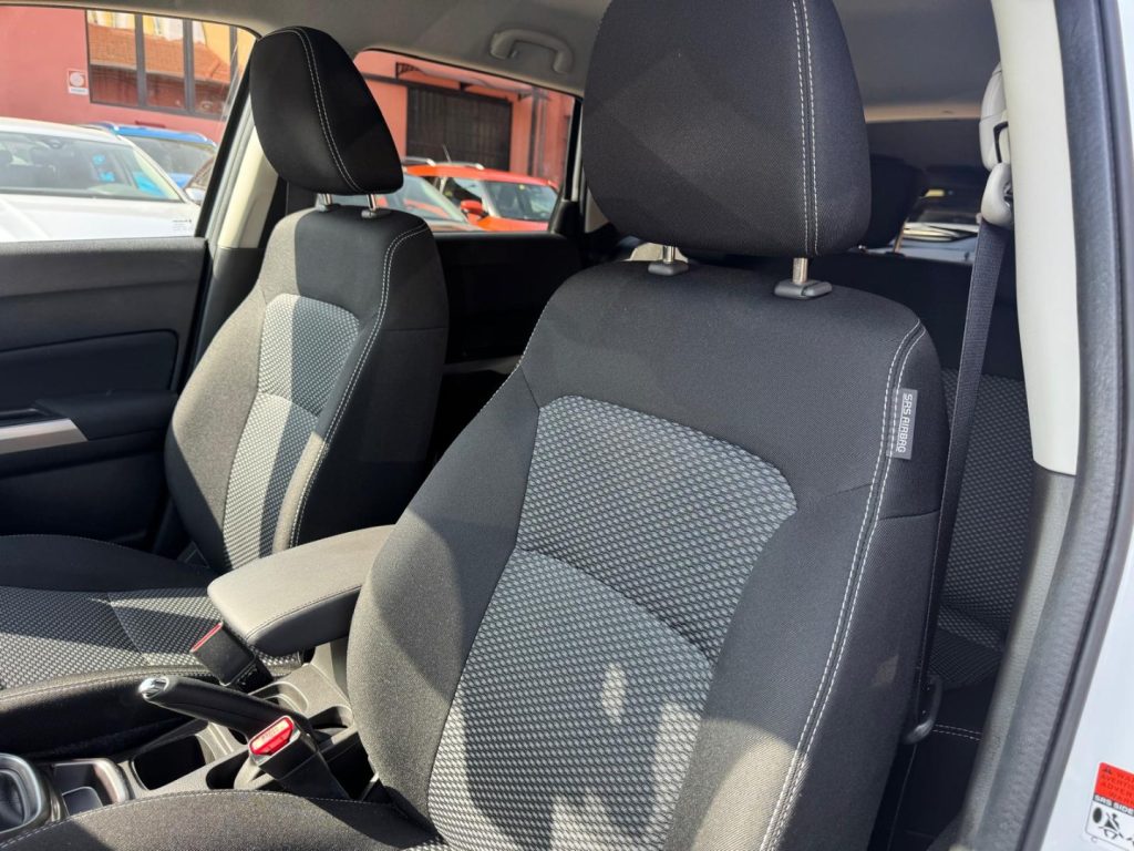 SUZUKI Vitara 1.4 Hybrid Cool - 18
