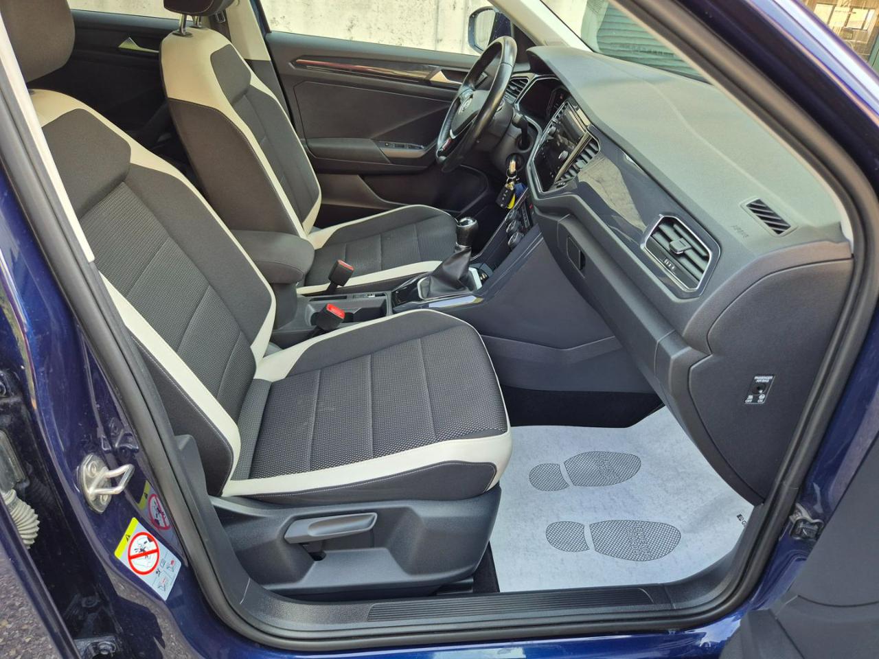 VOLKSWAGEN T-Roc 1.6 TDI SCR Advanced BlueMotion Technology - 14