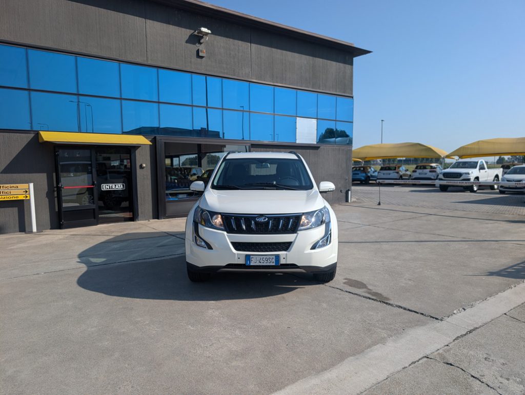 MAHINDRA XUV500 2.2 16V AWD W8 N1 - Autocarro 5 posti - 2