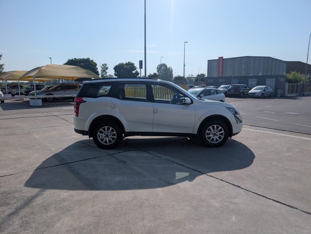 MAHINDRA XUV500 2.2 16V AWD W8 N1 - Autocarro 5 posti - 4
