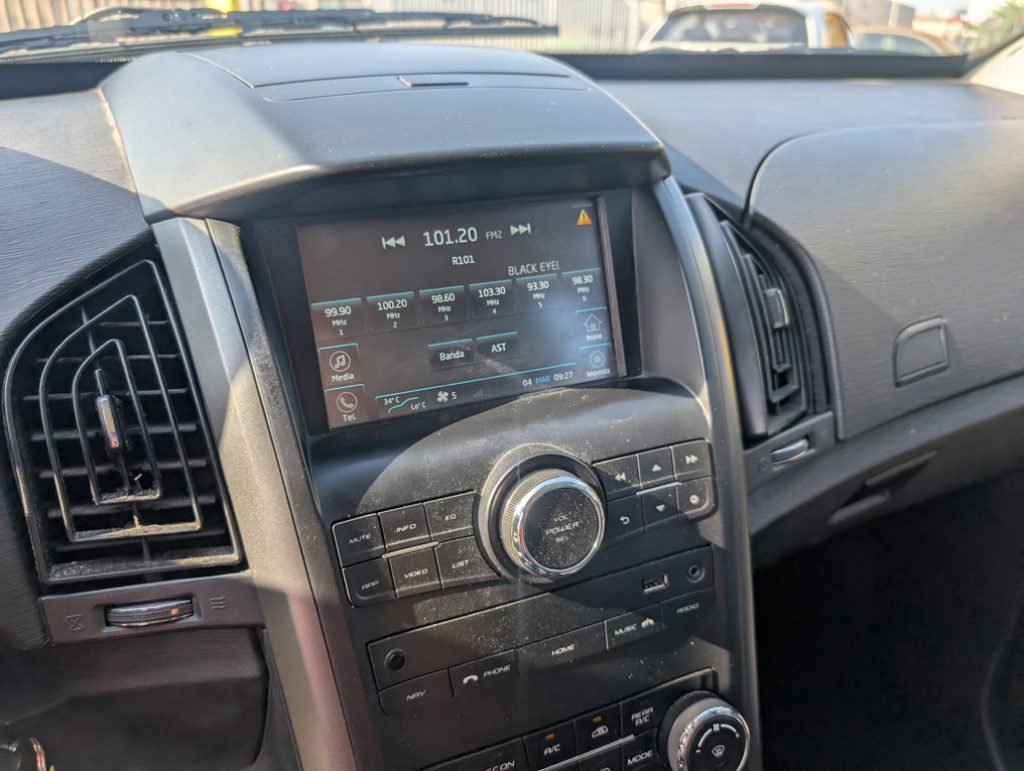 MAHINDRA XUV500 2.2 16V AWD W8 N1 - Autocarro 5 posti - 13