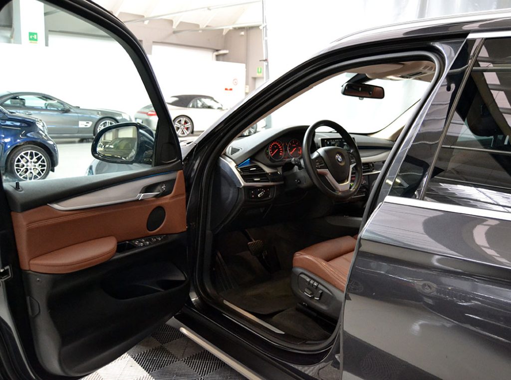 BMW X5 xDrive25d Luxury Tetto Panoramico-Pelle ** - 2