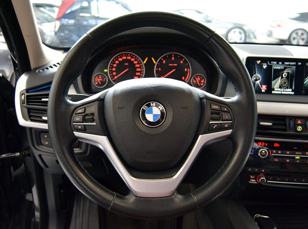 BMW X5 xDrive25d Luxury Tetto Panoramico-Pelle ** - 10
